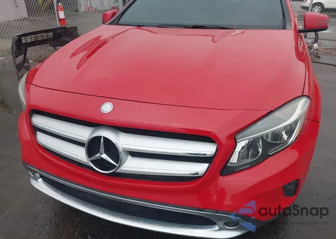 2016 Mercedes-Benz Gla 250 4Matic z USA, uszkodzony, nr VIN WDCTG4GB7GJ245853